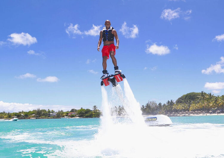 エクストリーム フライボード 30分 60分コース ハワイvipツアー ハワイオプション ハワイオプショナルツアー予約専門会社 エクストリーム フライボード 30分 60分コース ハワイvipツアー ハワイオプション ハワイオプショナルツアー予約専門会社