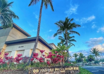 [早割あり]7日前までの早期予約でよりお得に! ワイケレ アウトレット送迎シャトル