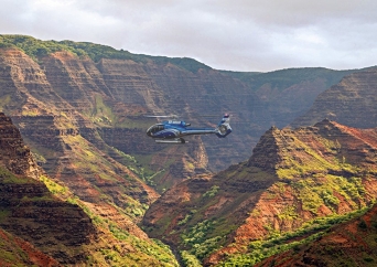 ブルー ハワイアン ヘリコプター カウアイ エコ アドベンチャー