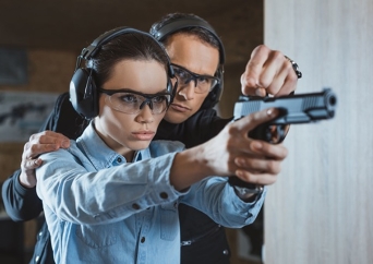 808 GUN CLUB 室内実弾射撃