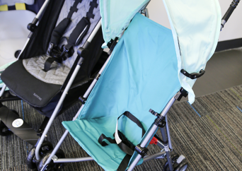 [無料レンタル] ベビーカー (ストローラー)