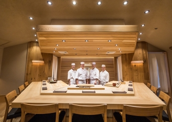 レストランサントリー 寿司TOKIWA ランチ おまかせ (チップ/税金込み)